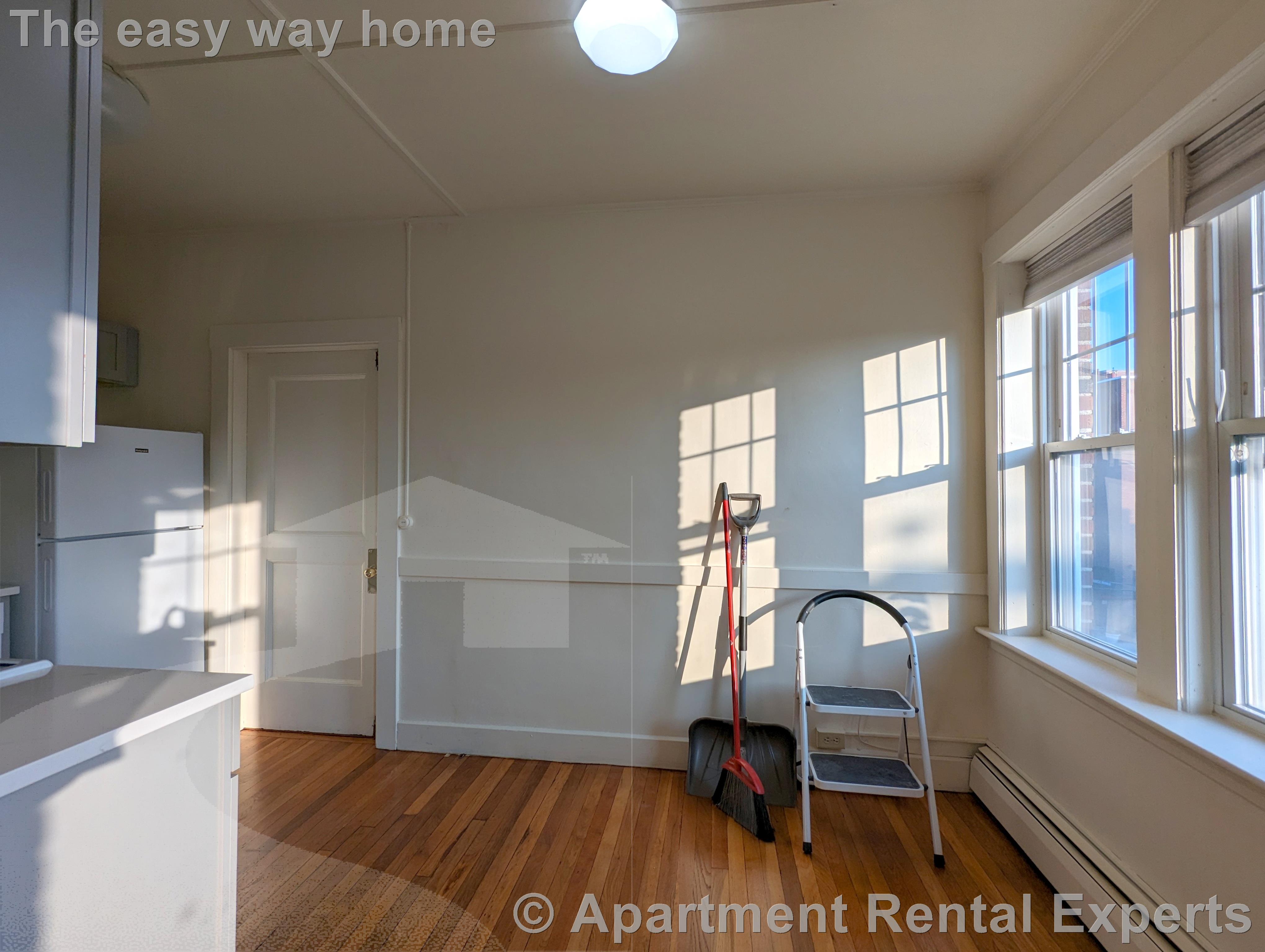 1 bed, 1 bath apartment for rent at 36 College Ave Unit 35, Davis Square — photo 3 of 9