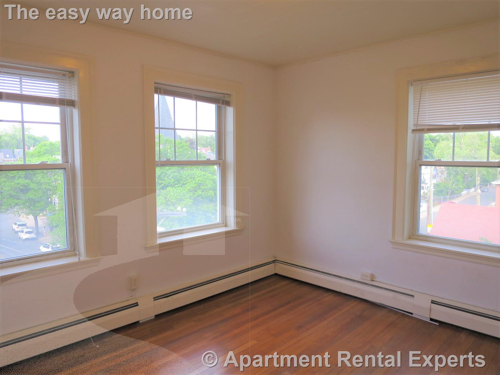 2 bed, 1 bath apartment for rent at 36 College Ave Unit 41, Davis Square
