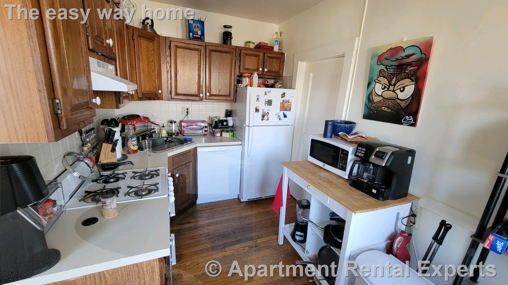 2 bed, 1 bath apartment for rent at 36 College Ave Unit 41, Davis Square — photo 9 of 10