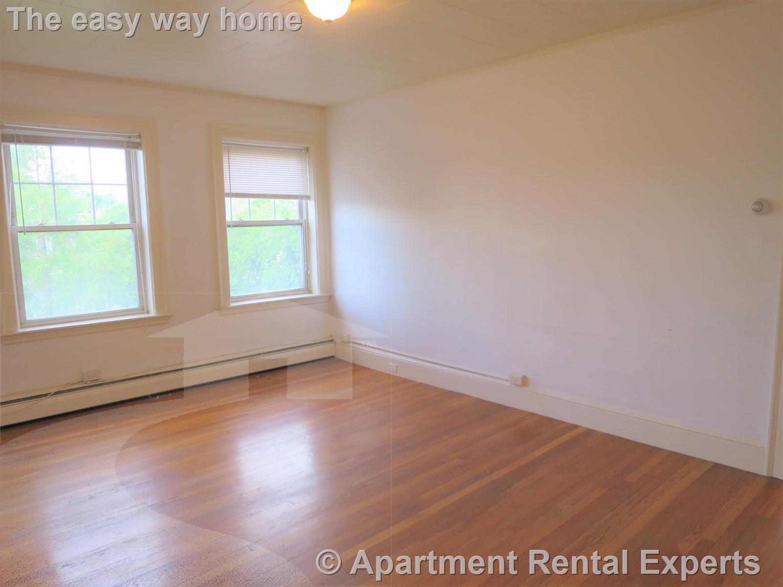 2 bed, 1 bath apartment for rent at 36 College Ave Unit 41, Davis Square — photo 5 of 10