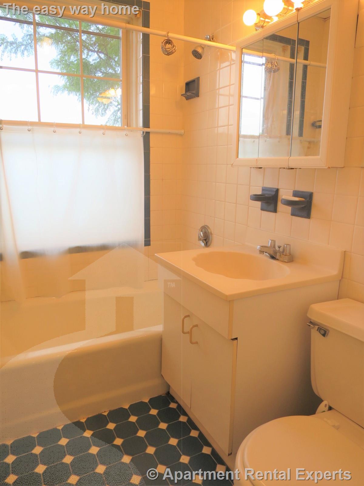 2 bed, 1 bath apartment for rent at 36 College Ave Unit 41, Davis Square — photo 7 of 10