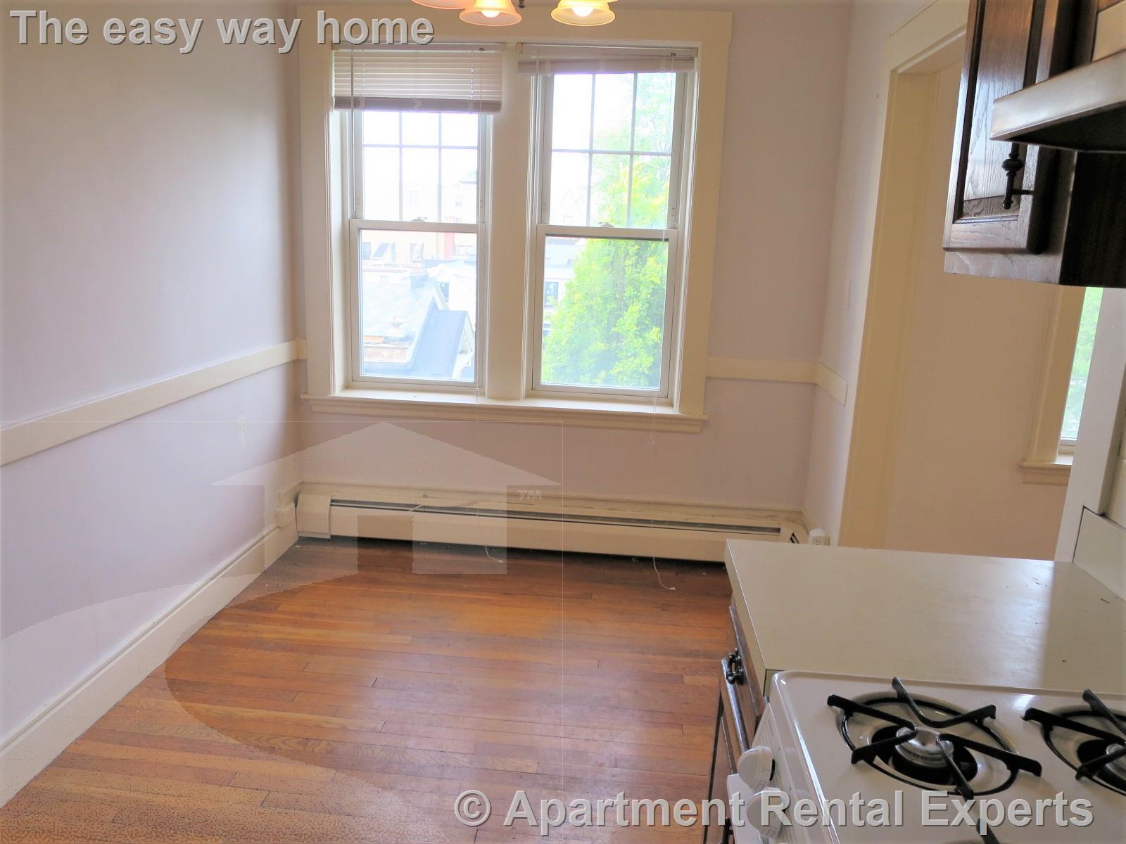 2 bed, 1 bath apartment for rent at 36 College Ave Unit 41, Davis Square — photo 3 of 10
