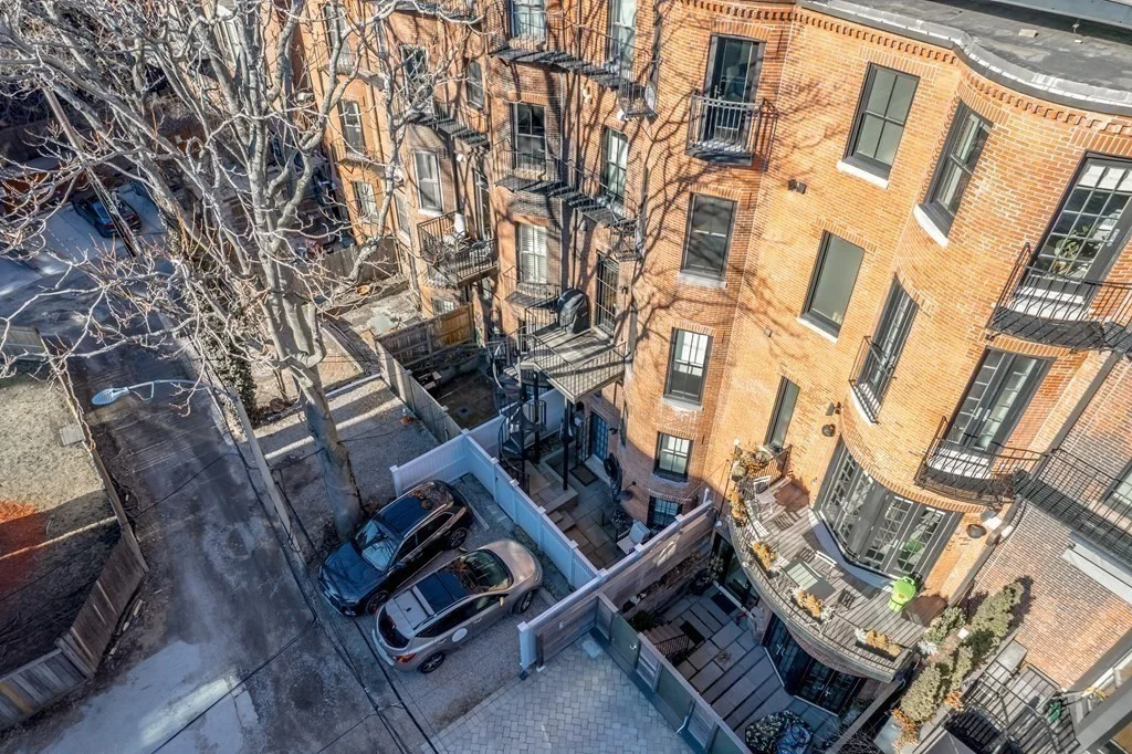 2 bed, 2.5 bath apartment for rent at 36 Concord Sq Unit A, South End — photo 19 of 19