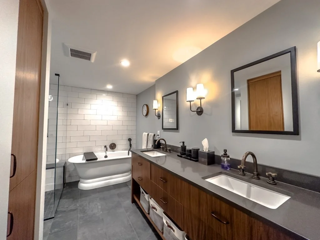 2 bed, 2.5 bath apartment for rent at 36 Concord Sq Unit A, South End — photo 10 of 19