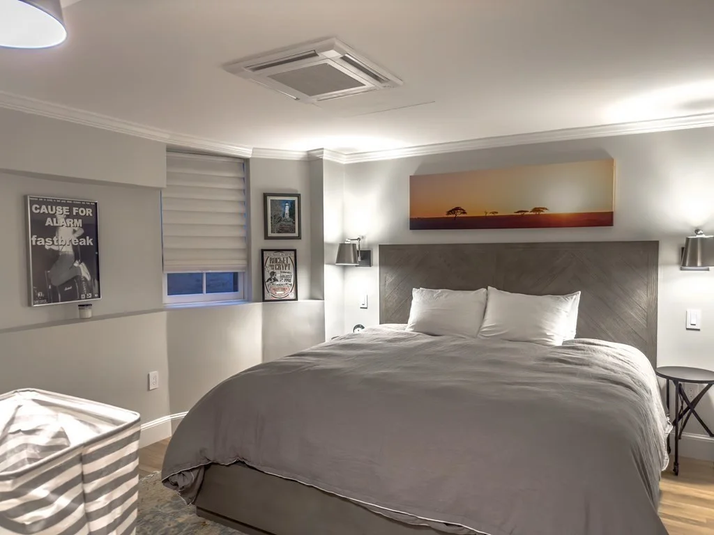 2 bed, 2.5 bath apartment for rent at 36 Concord Sq Unit A, South End — photo 12 of 19