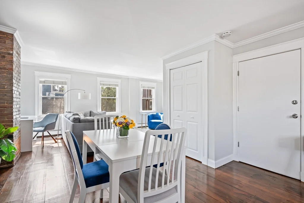 2 bed, 1 bath apartment for rent at 36 Concord St Unit 2, Charlestown — photo 3 of 10