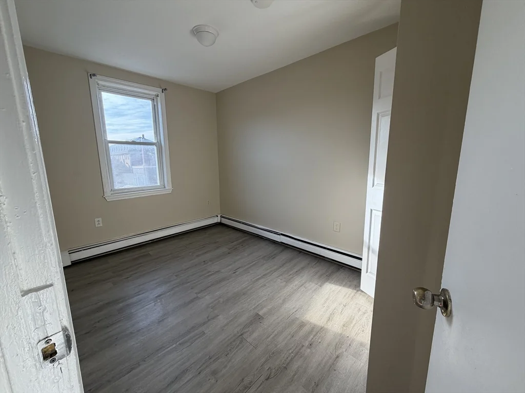 4 bed, 1 bath apartment for rent at 36 Cork Unit 36, Lowell — photo 13 of 20