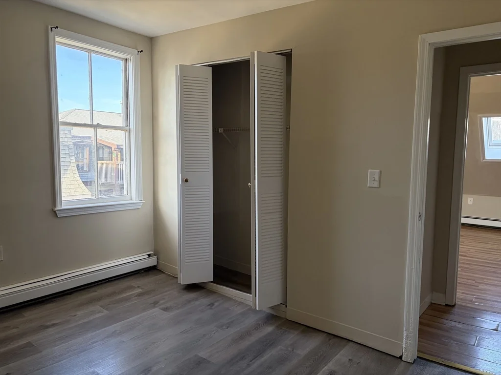 4 bed, 1 bath apartment for rent at 36 Cork Unit 36, Lowell — photo 16 of 20
