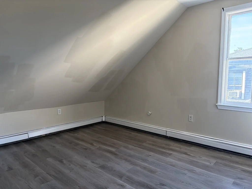 4 bed, 1 bath apartment for rent at 36 Cork Unit 36, Lowell — photo 15 of 20