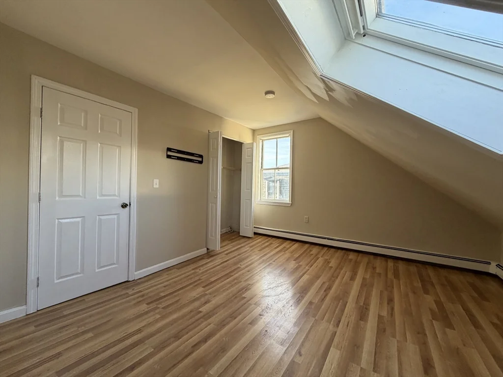 4 bed, 1 bath apartment for rent at 36 Cork Unit 36, Lowell — photo 17 of 20