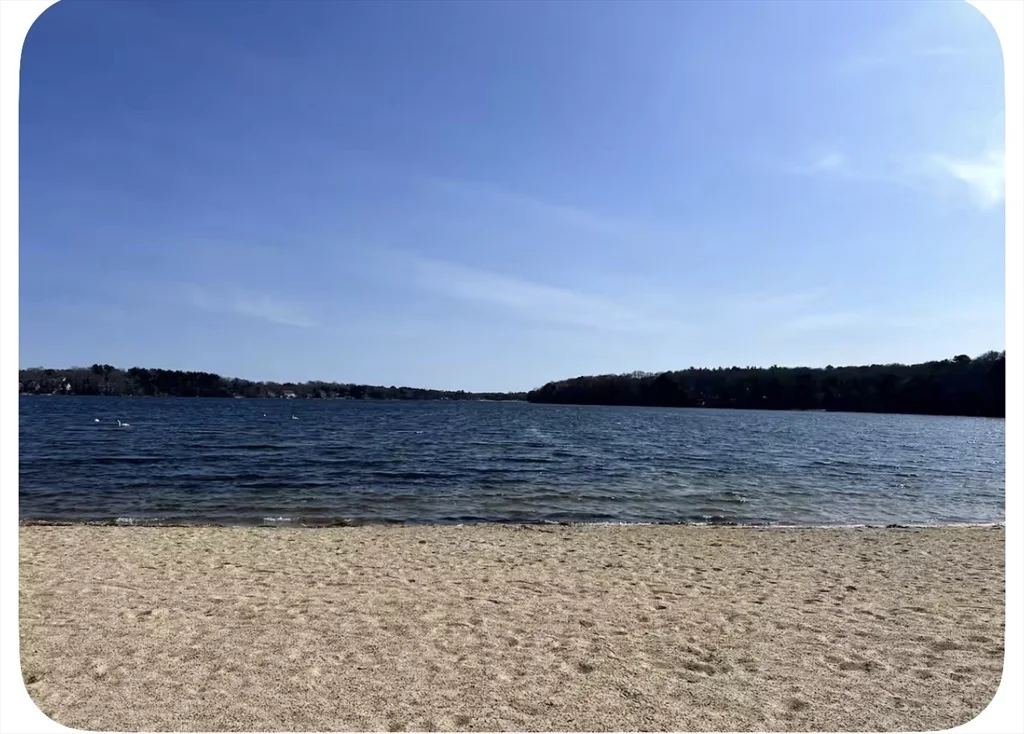 3 bed, 1 bath apartment for rent at 36 Cranberry Ave, Mashpee — photo 19 of 20