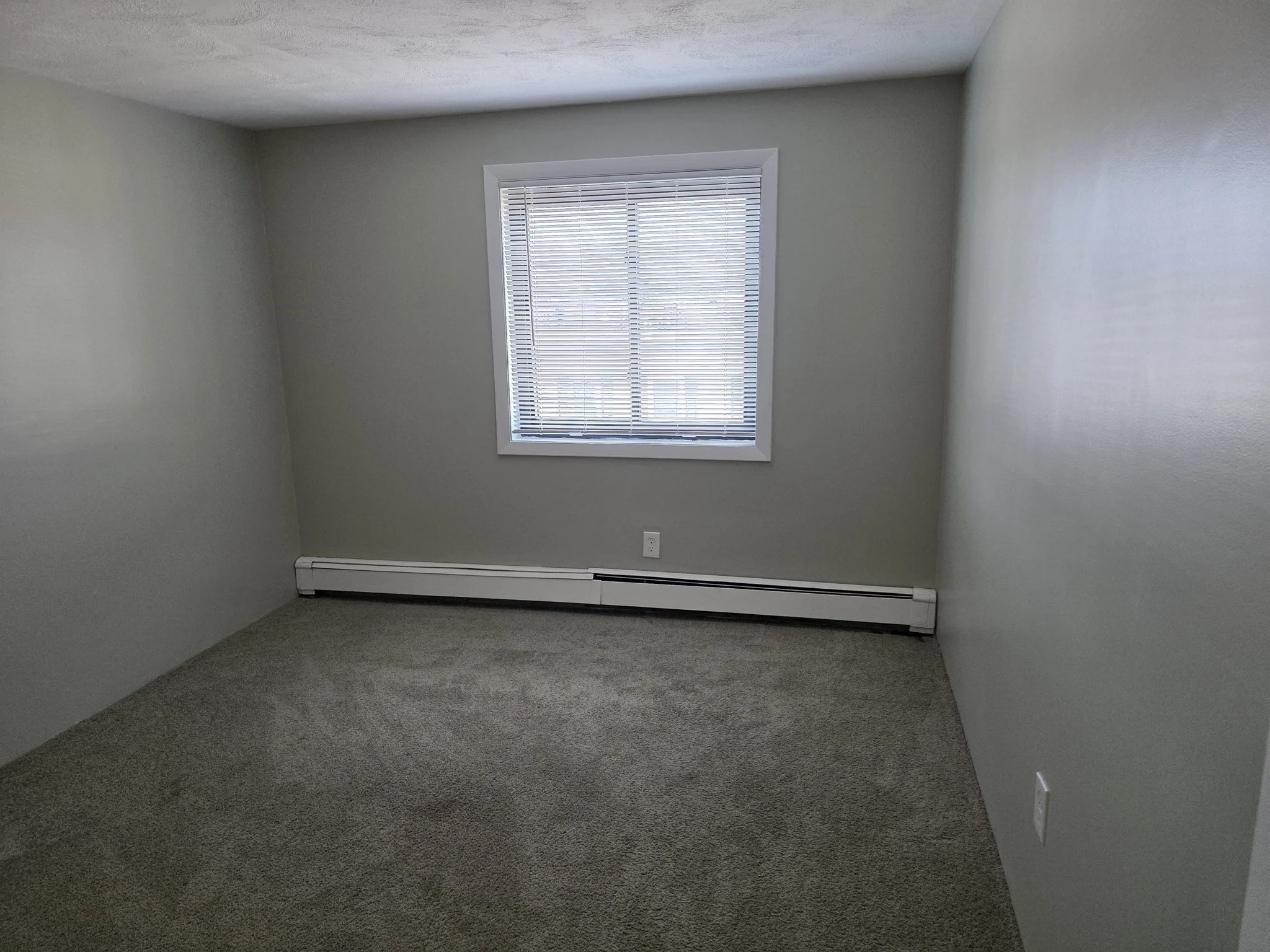 2 bed, 1 bath apartment for rent at 36 Crescent St Unit 17, Wakefield — photo 9 of 20