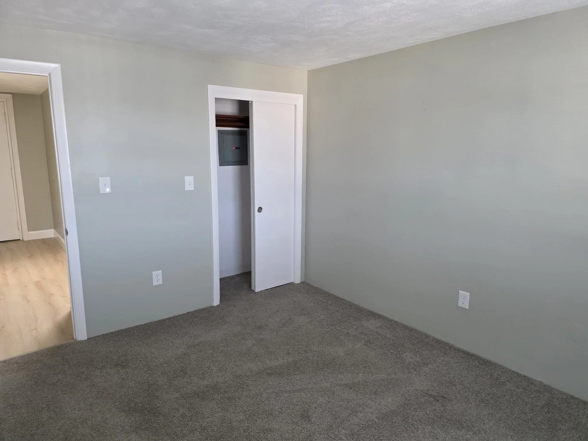 2 bed, 1 bath apartment for rent at 36 Crescent St Unit 17, Wakefield — photo 11 of 20