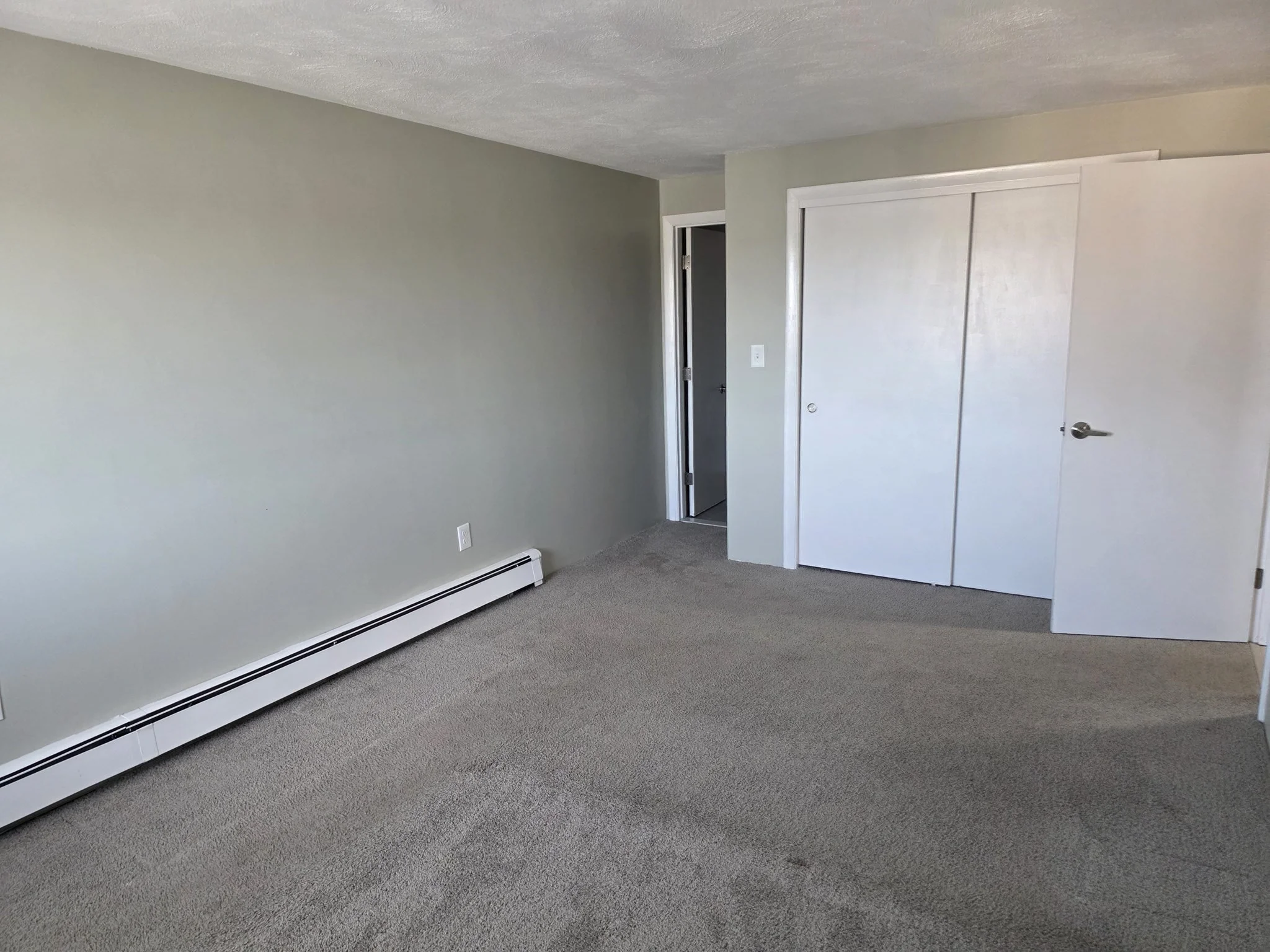 2 bed, 1 bath apartment for rent at 36 Crescent St Unit 17, Wakefield — photo 12 of 20