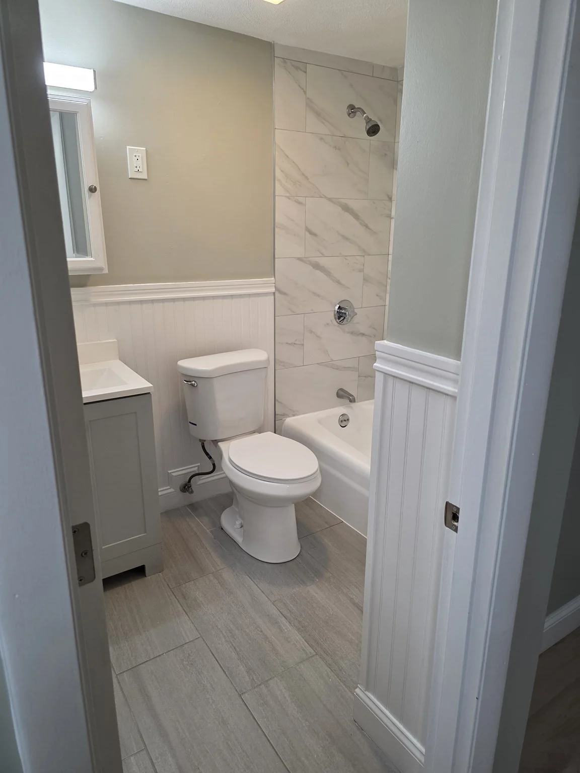 2 bed, 1 bath apartment for rent at 36 Crescent St Unit 17, Wakefield — photo 15 of 20