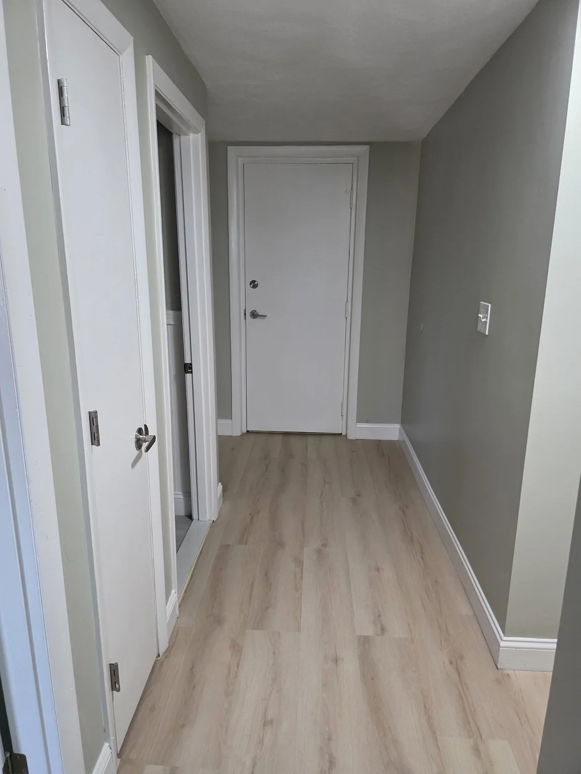 2 bed, 1 bath apartment for rent at 36 Crescent St Unit 17, Wakefield — photo 8 of 20