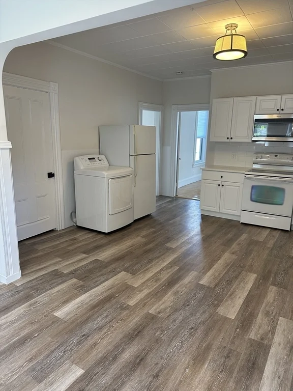2 bed, 1 bath apartment for rent at 36 Cross St Unit 1, Winchester — photo 5 of 16