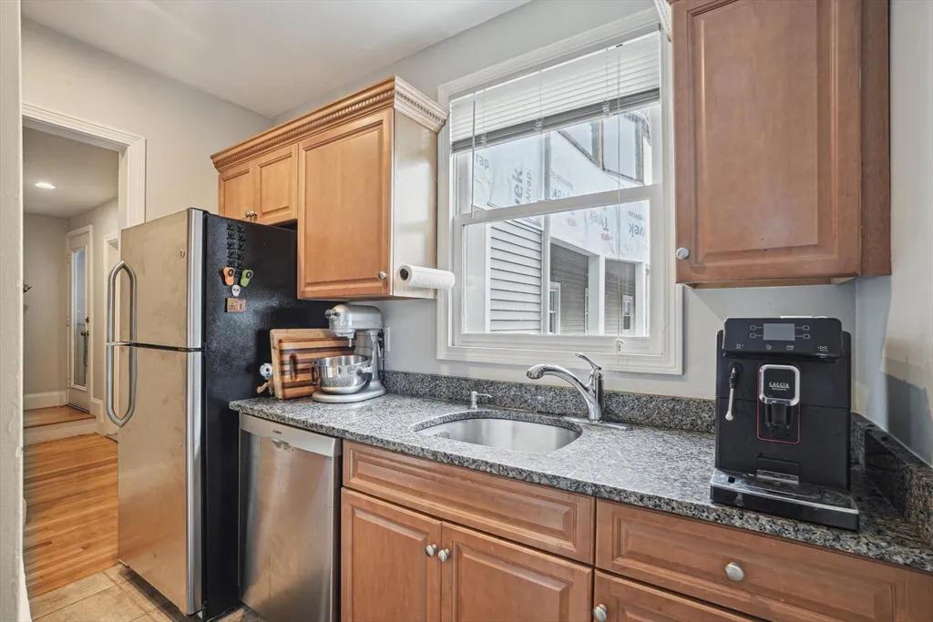 2 bed, 1 bath apartment for rent at 36 Cummings Rd Unit 1, Brighton — photo 11 of 23
