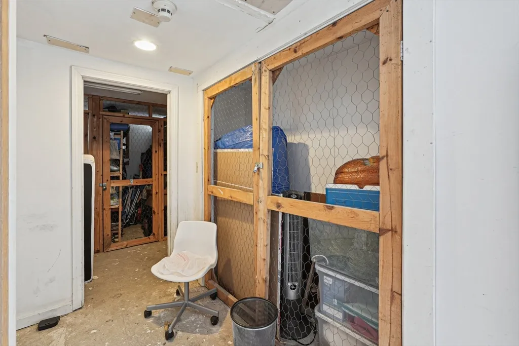 2 bed, 1 bath apartment for rent at 36 Cummings Rd Unit 1, Brighton — photo 22 of 23