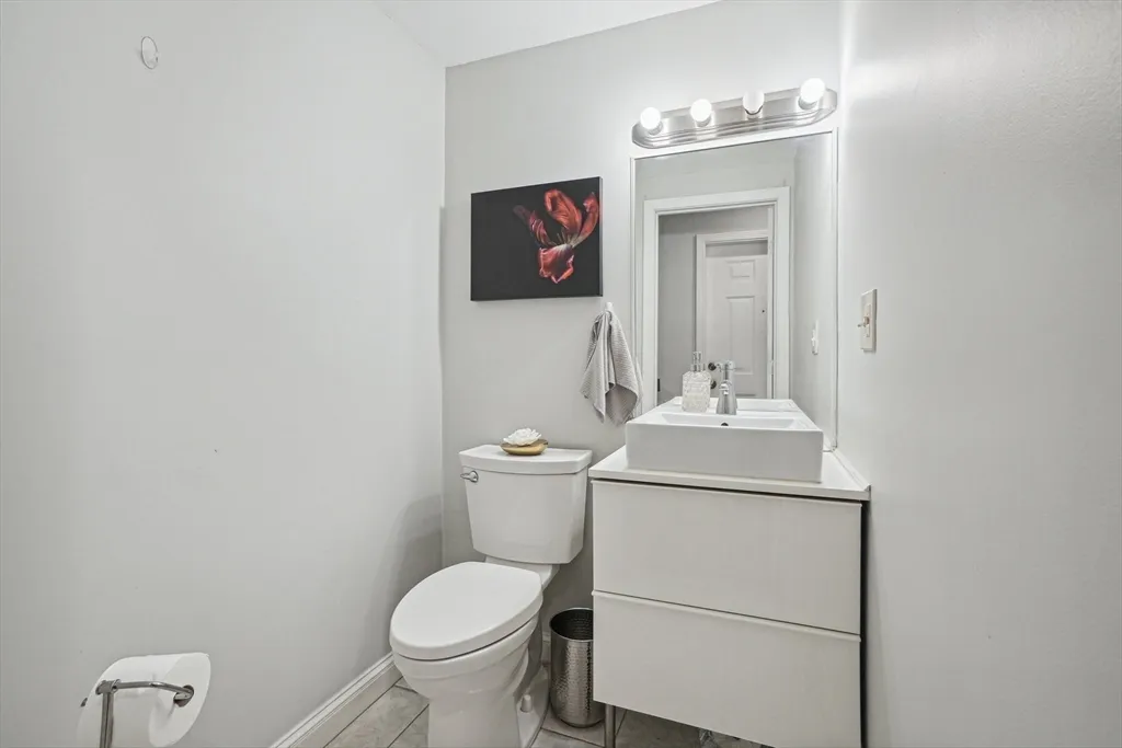 2 bed, 1 bath apartment for rent at 36 Cummings Rd Unit 1, Brighton — photo 8 of 23