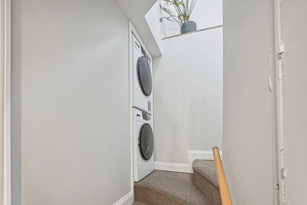 2 bed, 1 bath apartment for rent at 36 Cummings Rd Unit 1, Brighton — photo 17 of 23