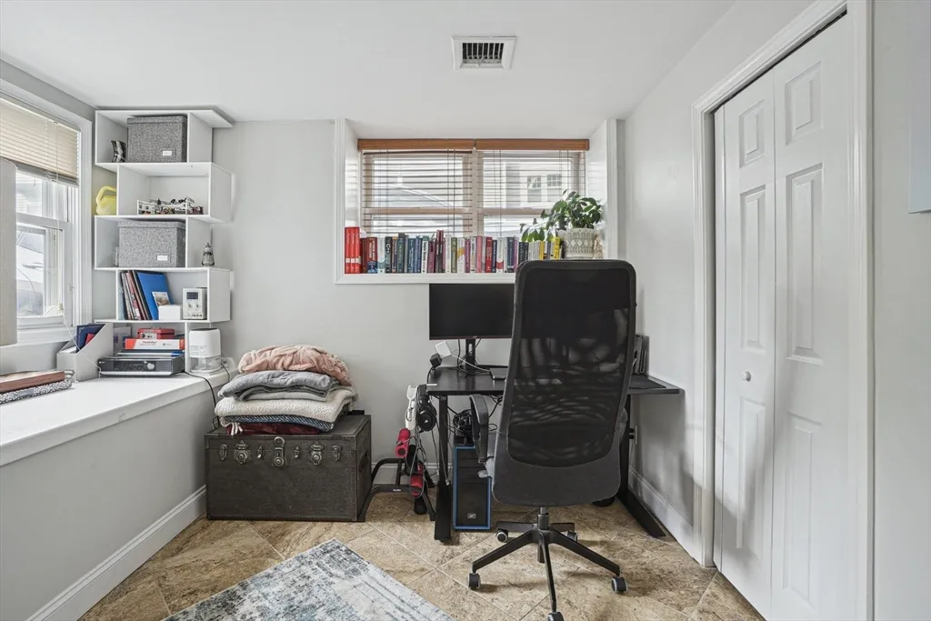 2 bed, 1 bath apartment for rent at 36 Cummings Rd Unit 1, Brighton — photo 13 of 23