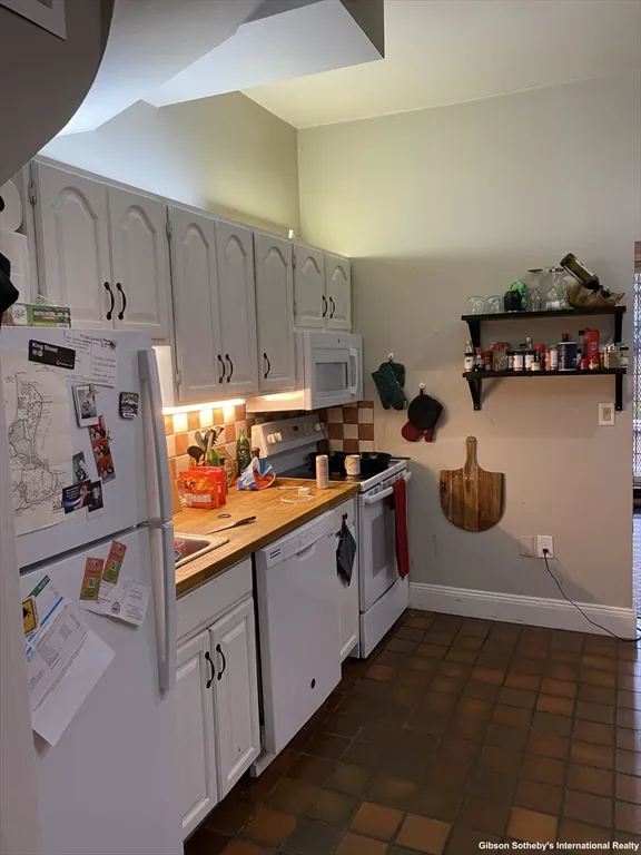 1 bed, 1 bath apartment for rent at 36 Dartmouth St Unit 1, South End — photo 4 of 12