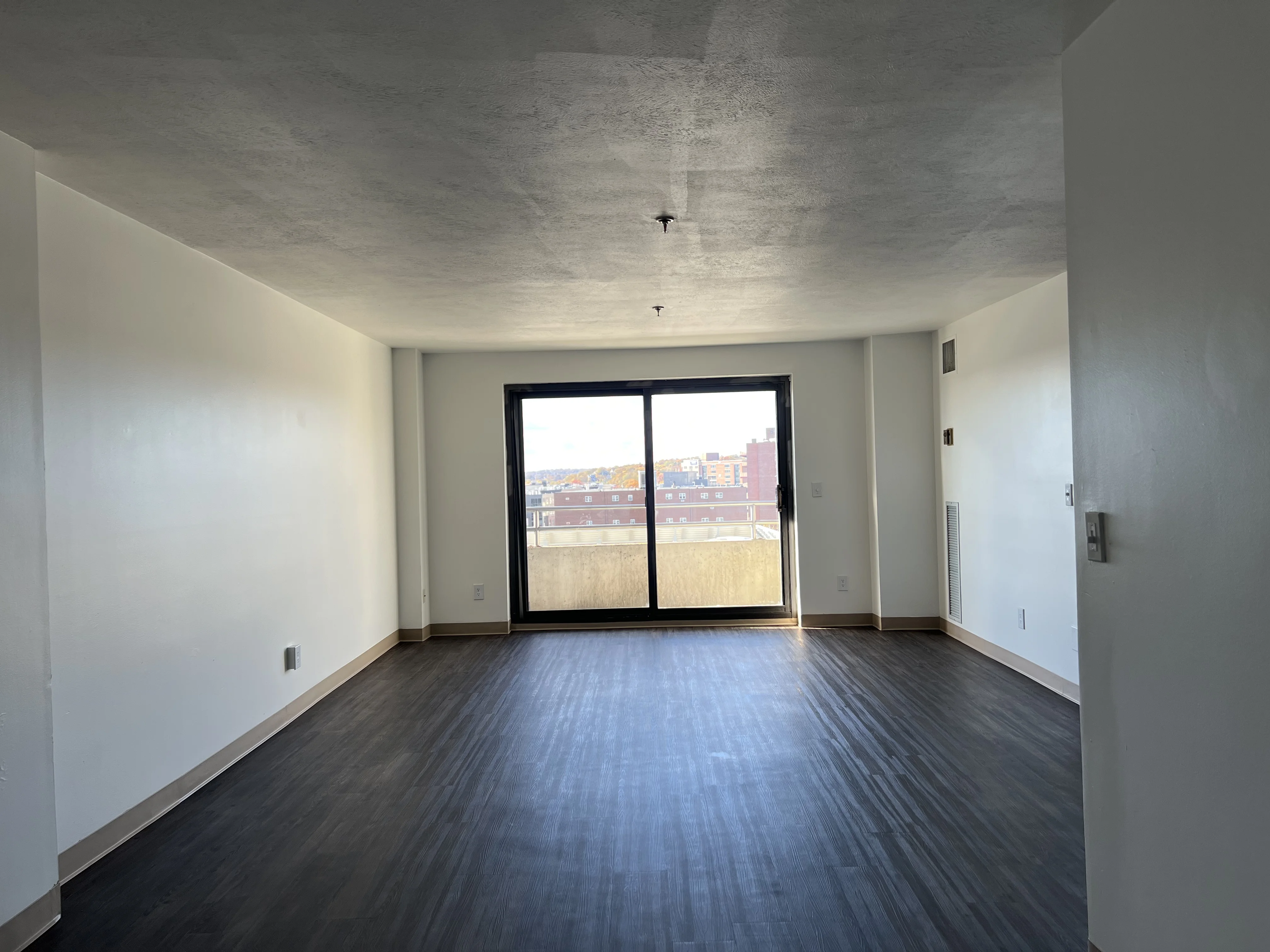 2 bed, 2 bath apartment for rent at 36 Dartmouth St Unit 1008, Malden — photo 4 of 13