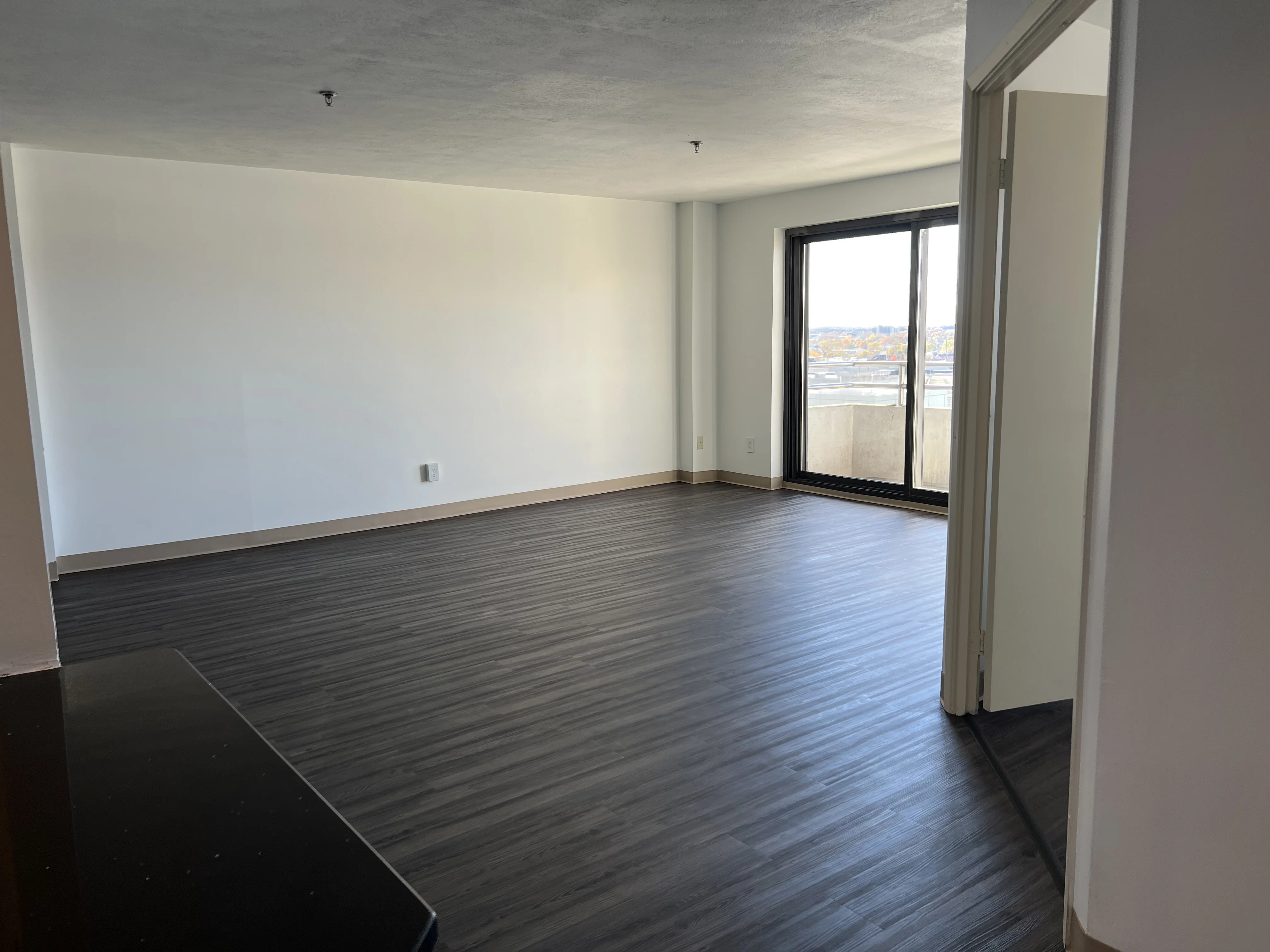 2 bed, 2 bath apartment for rent at 36 Dartmouth St Unit 1008, Malden — photo 3 of 13