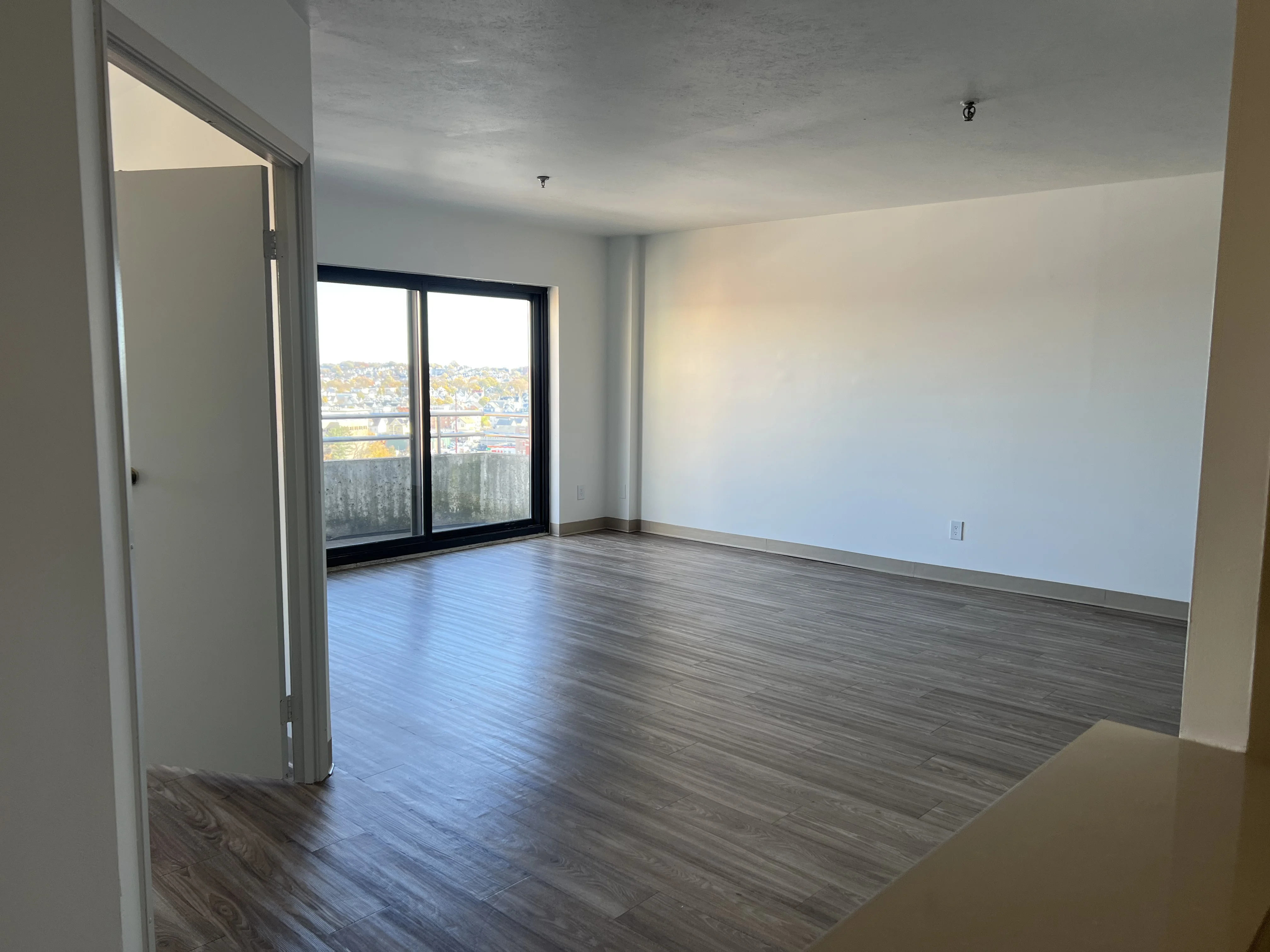2 bed, 2 bath apartment for rent at 36 Dartmouth St Unit 1201, Malden — photo 3 of 14