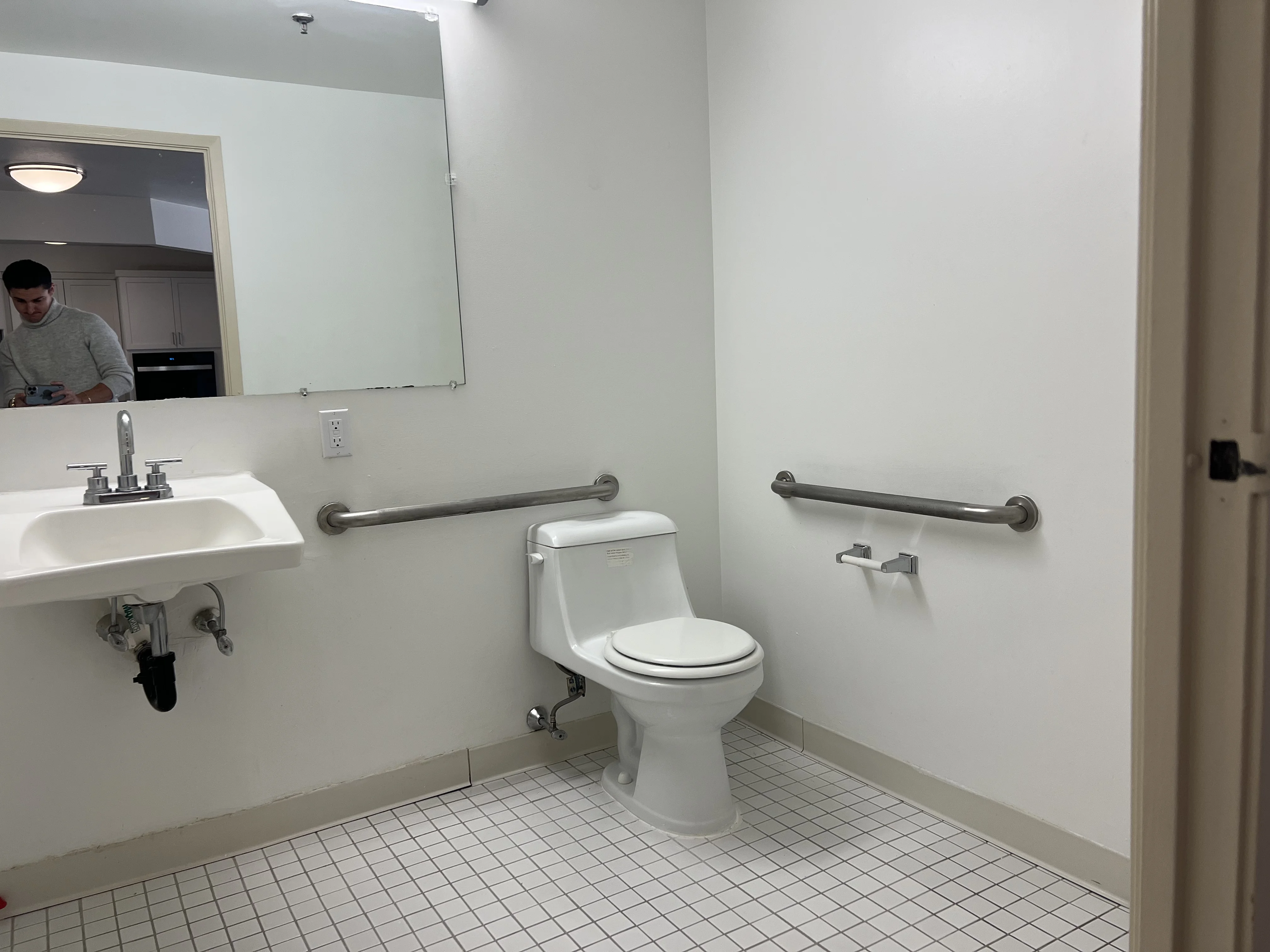 1 bed, 1 bath apartment for rent at 36 Dartmouth St Unit 505, Malden — photo 9 of 9