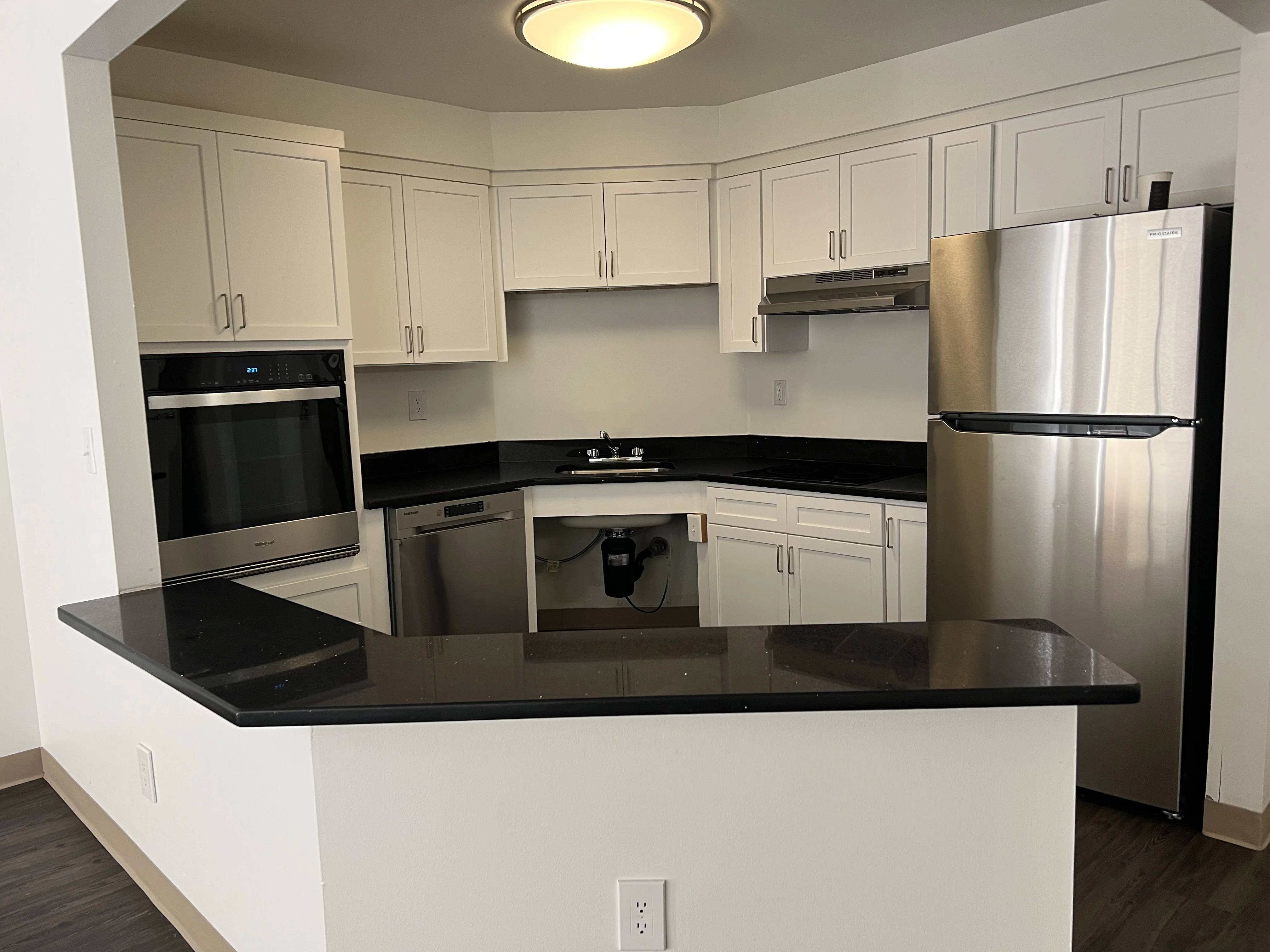 1 bed, 1 bath apartment for rent at 36 Dartmouth St Unit 505, Malden — photo 2 of 9