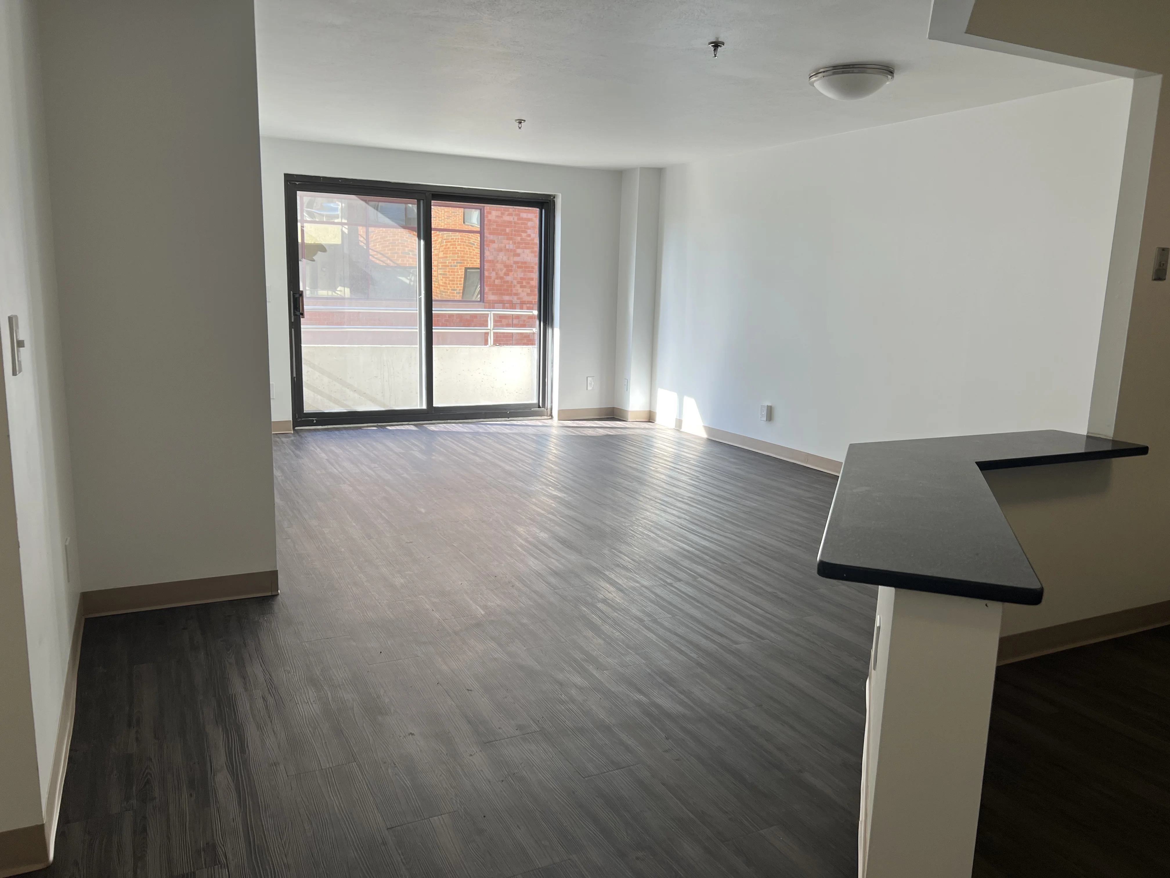 1 bed, 1 bath apartment for rent at 36 Dartmouth St Unit 505, Malden — photo 3 of 9