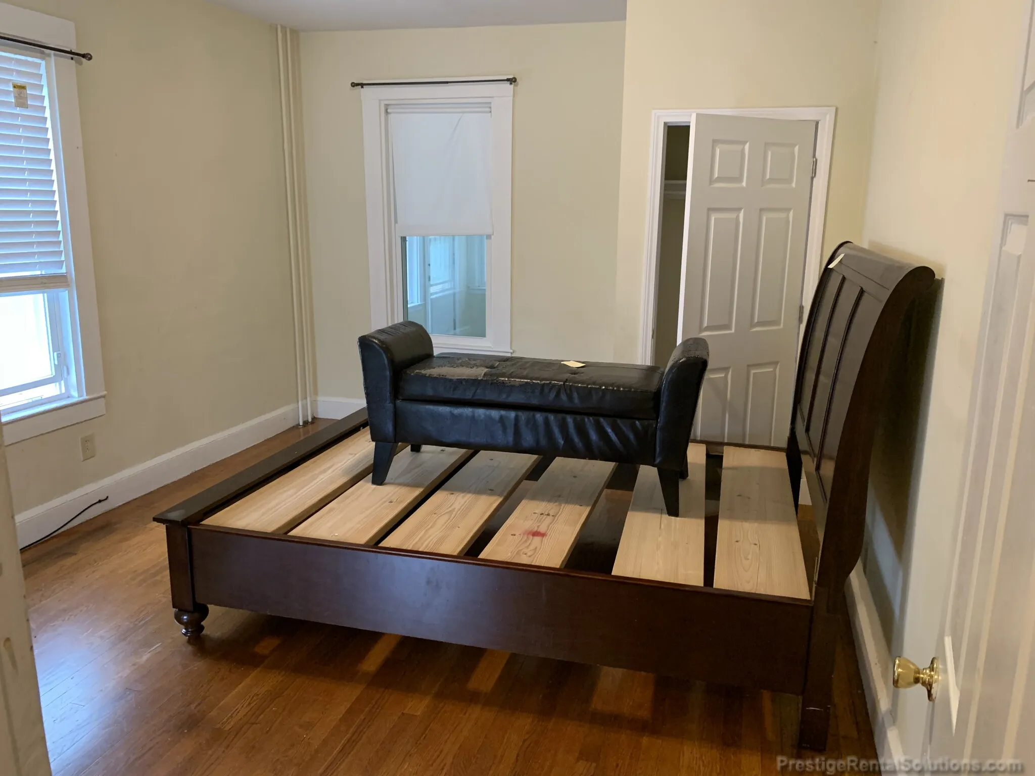3 bed, 2 bath apartment for rent at 36 Davison St Unit 1, Hyde Park — photo 14 of 20