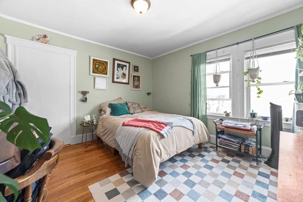 3 bed, 1 bath apartment for rent at 36 Dickinson Rd Unit 36, Brighton — photo 10 of 19