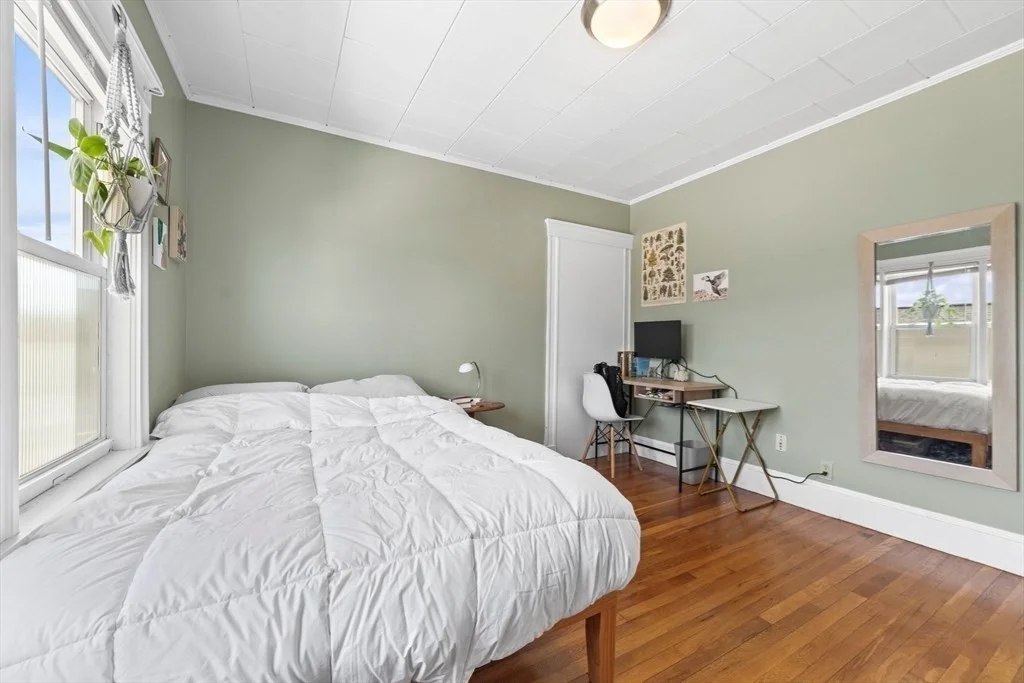 3 bed, 1 bath apartment for rent at 36 Dickinson Rd Unit 36, Brighton — photo 12 of 19