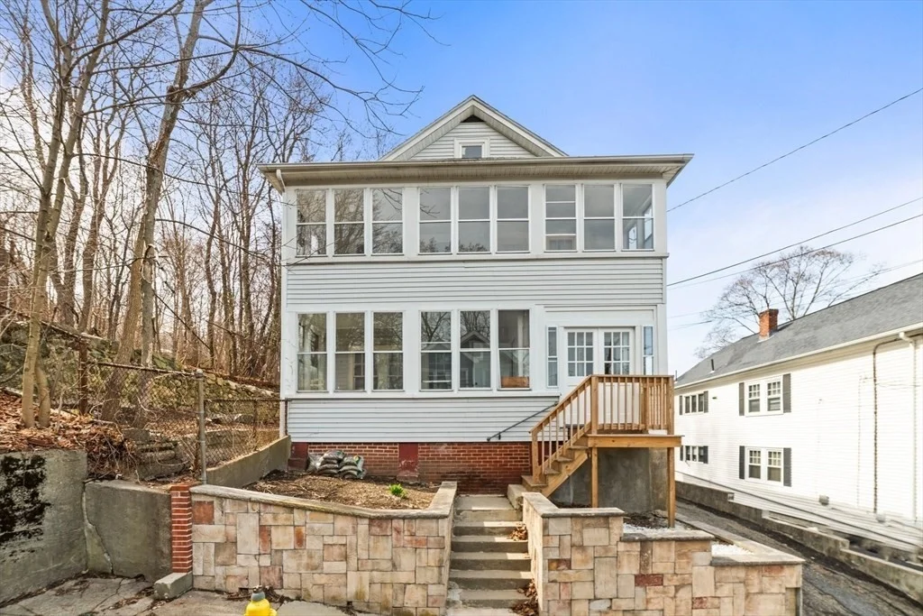 3 bed, 1 bath apartment for rent at 36 Dickinson Rd Unit 36, Brighton — photo 1 of 19