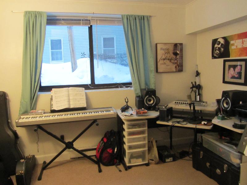 2 bed, 1 bath apartment for rent at 36 Dighton St Unit 1, Brighton — photo 7 of 11