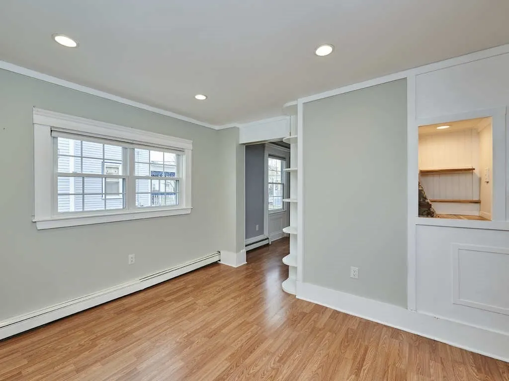 4 bed, 2 bath apartment for rent at 36 E Foster, Melrose — photo 7 of 21