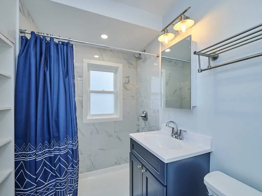 4 bed, 2 bath apartment for rent at 36 E Foster, Melrose — photo 10 of 21
