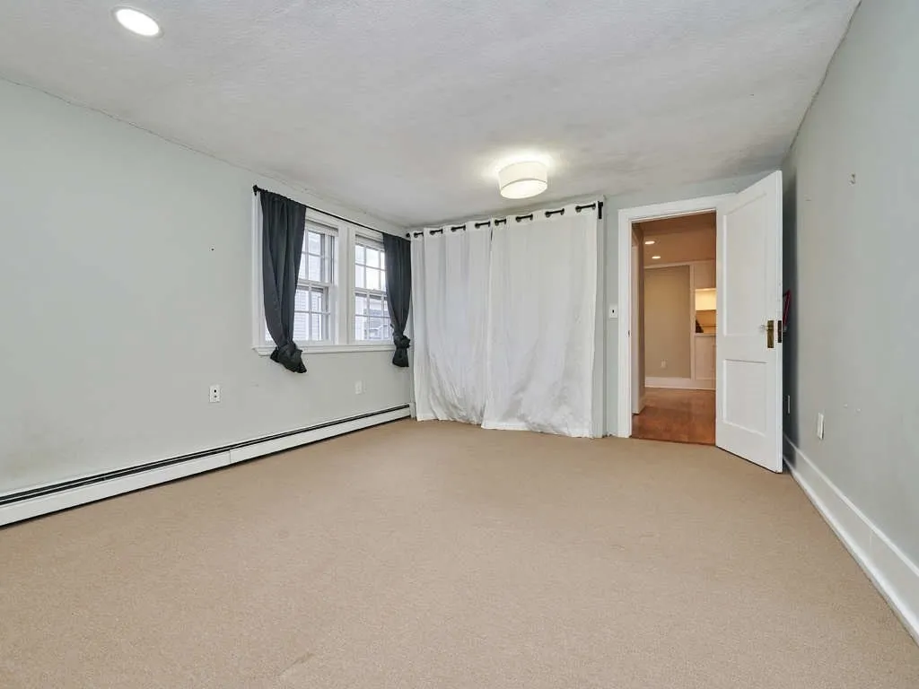 4 bed, 2 bath apartment for rent at 36 E Foster, Melrose — photo 18 of 21