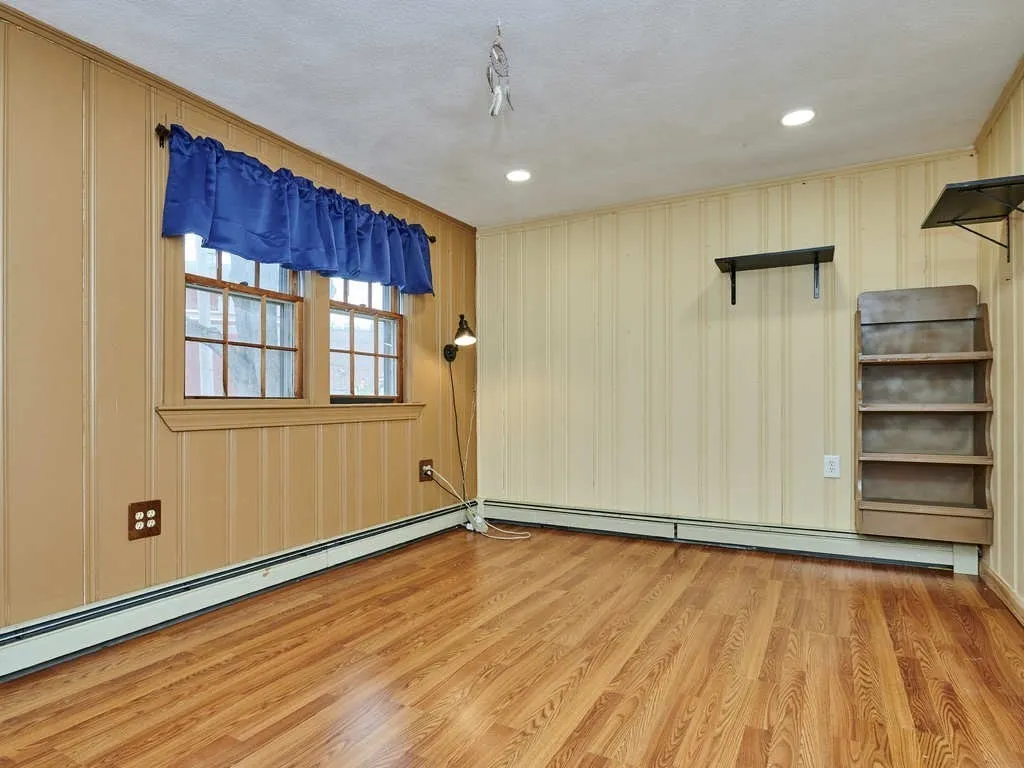 4 bed, 2 bath apartment for rent at 36 E Foster, Melrose — photo 17 of 21