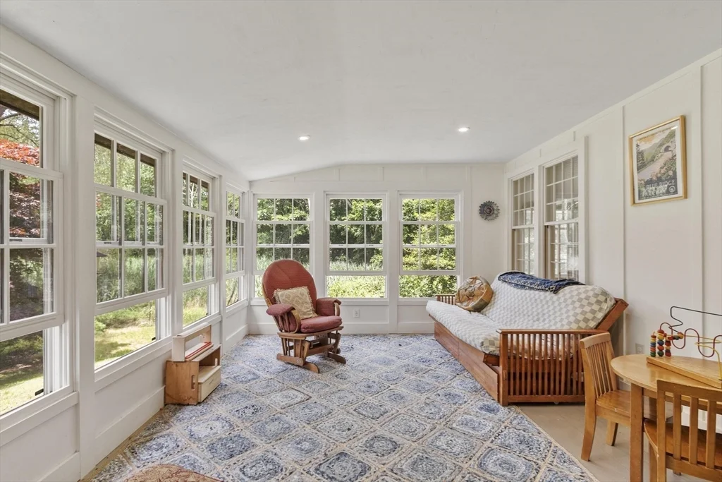 2 bed, 2 bath apartment for rent at 36 East St, Hingham — photo 13 of 35