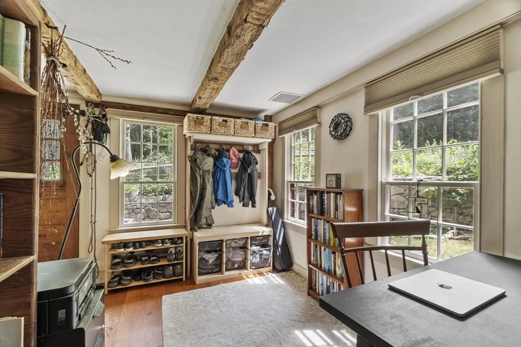 2 bed, 2 bath apartment for rent at 36 East St, Hingham — photo 15 of 35