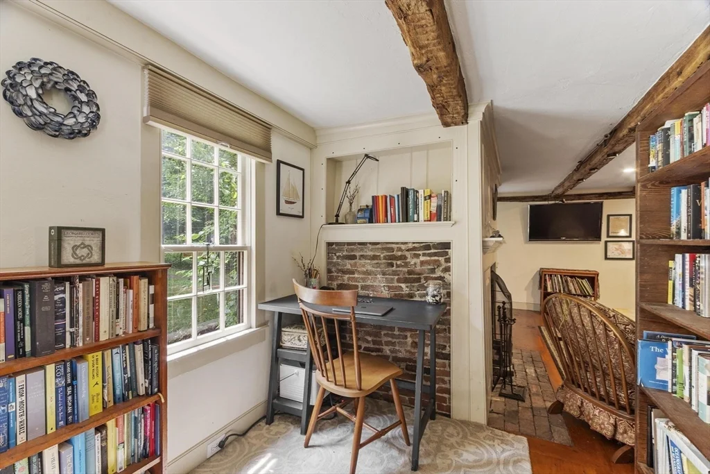 2 bed, 2 bath apartment for rent at 36 East St, Hingham — photo 16 of 35