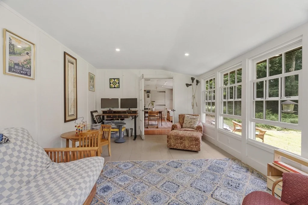 2 bed, 2 bath apartment for rent at 36 East St, Hingham — photo 12 of 35