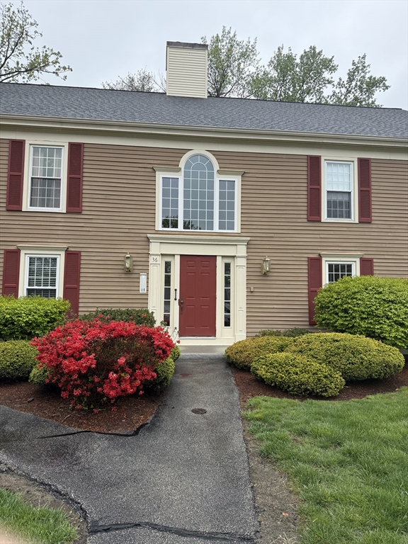 2 bed, 1.5 bath apartment for rent at 36 Essex Green Ln Unit B, Peabody — photo 1 of 8