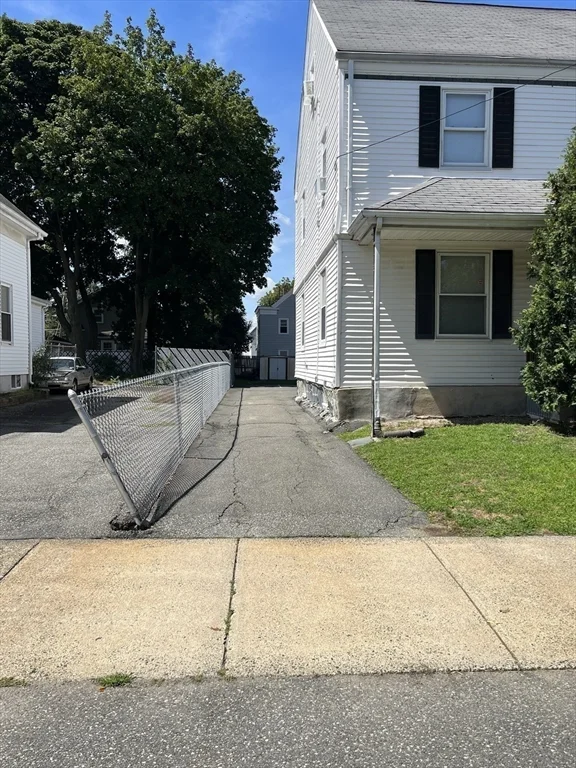 2 bed, 1 bath apartment for rent at 36 Everett St Unit 2, Medford — photo 34 of 40