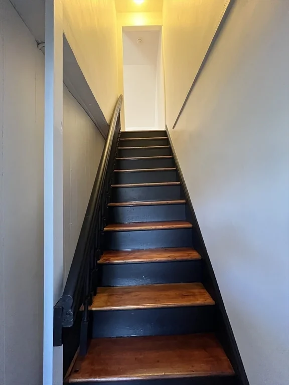 2 bed, 1 bath apartment for rent at 36 Everett St Unit 2, Medford — photo 27 of 40