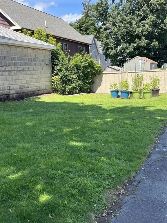 2 bed, 1 bath apartment for rent at 36 Everett St Unit 2, Medford — photo 32 of 40
